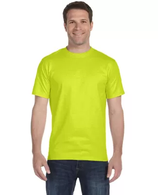 G800 Gildan Ultra Blend 50/50 T-shirt in Safety green