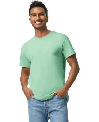 Gildan 5000 G500 Heavy Weight Cotton T-Shirt in Mint green