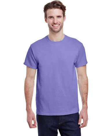 Gildan 5000 G500 Heavy Weight Cotton T-Shirt in Violet front view
