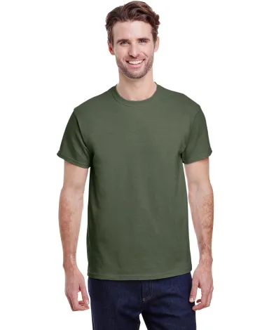 Gildan 5000 G500 Heavy Weight Cotton T-Shirt in Military green front view